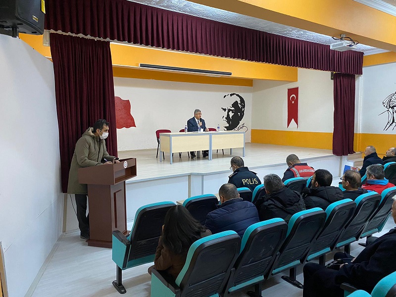 Sayın Kaymakamımız Emir Osman Bulgurlu Başkanlığında 2022 Yılı Değerlendirme ve 2023 Yılı Planlama Toplantısı Yapıldı