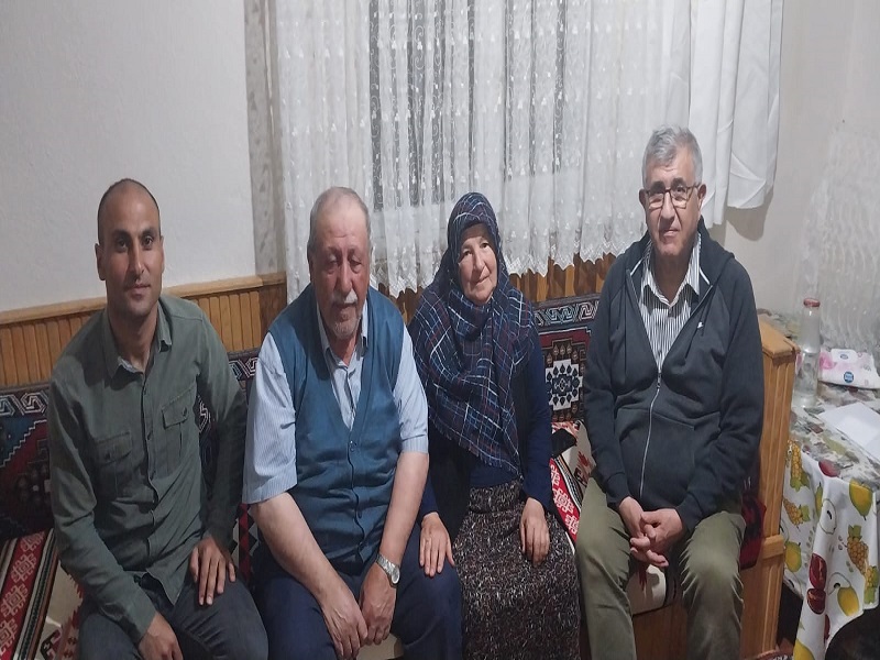 Sayın Kaymakamımız Emir Osman Bulgurlu Şehit Durali Aköz'ün Ailesini Ziyaret Etti